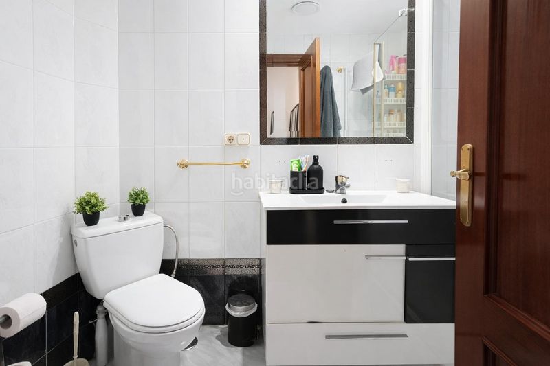 Foto 83e3963b-9384-4716-ad72-49a7ebb2d041. Casa amb aparcament a Santa Fe