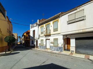 Casa  Calle morera. Oportunidad en el corazón de chauchina, granada