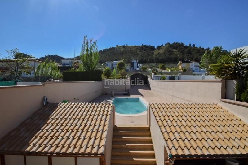 Foto 548274d5-5ac1-480d-8d94-bf447bd55a87. Casa amb calefacció aparcament piscina a Albolote