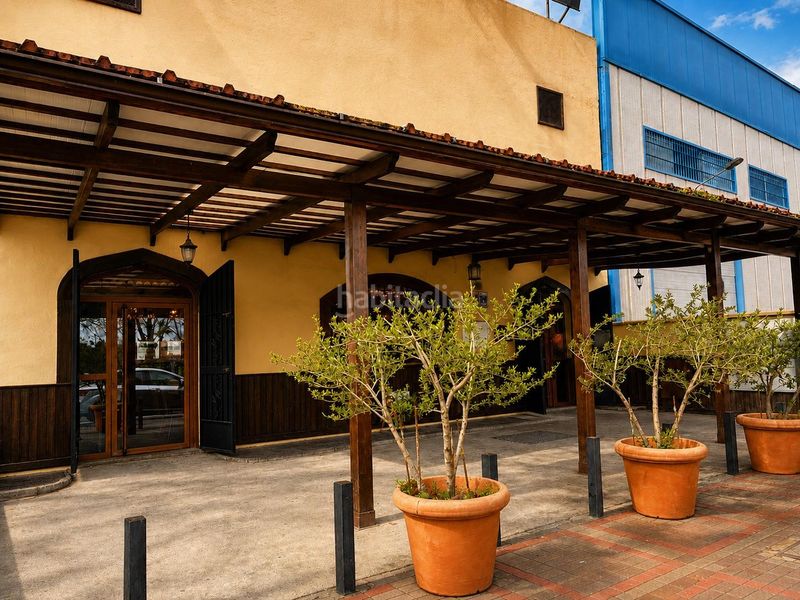 Foto 806f2dd7-f63f-4290-9e1f-b0aadf89b261. Local comercial a Santa Fe