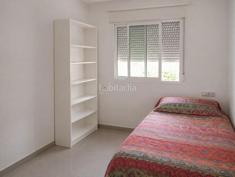 Foto ef6dcf92-42be-4680-9473-da82a6ea00a6. Casa amb piscina a Dúrcal