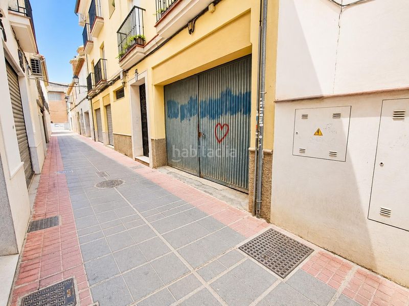 Foto d6ddb045-1bc4-4c51-be24-3d79a1dd08a2. Aparcament cotxe a Santa Fe