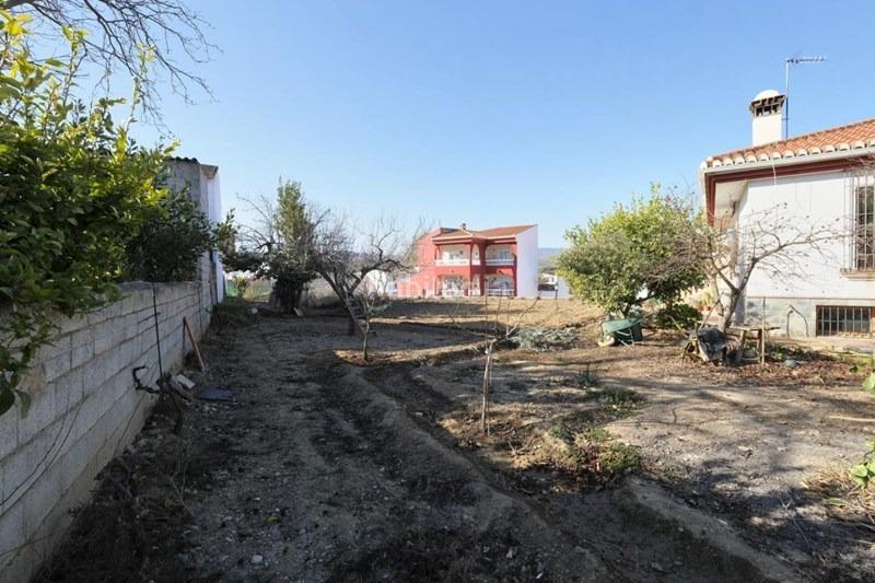 Foto 6eb7f925-08c7-42f7-b7e3-648e4baeb7e8. Terreno residencial solar en cozvijar en Villamena