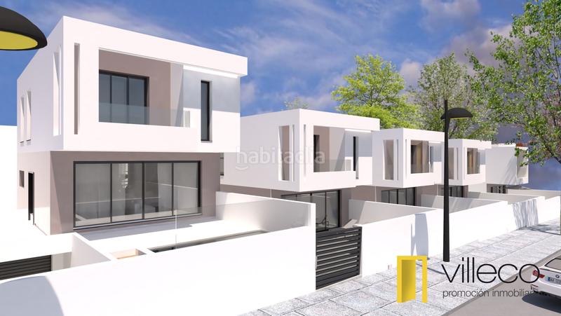 Foto 84d900c5-c38c-412e-931b-0b1db50b4178. Chalet en calle del área de actuación 16 36 villas pareadas en Peligros