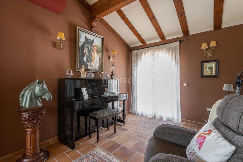 Foto ab78fd74-f51f-4ed9-bd93-f24fc4bd1625. Chalet en Peligros