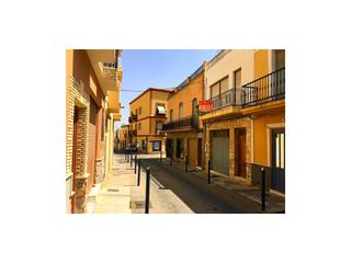 Casa a Vera Ciudad. Casa en pleno centro de vera.