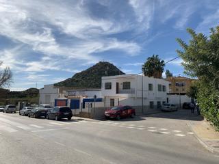 Casa en Vera Ciudad. Casa en vera con 470 m2 de parcela.