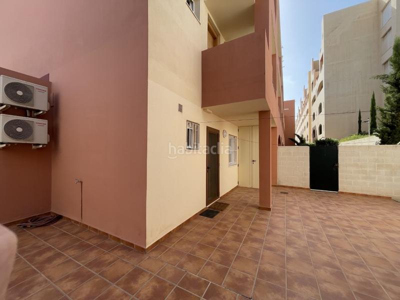 Foto d328af68-da93-4046-9dbd-163d4ef05e4c. Planta baixa amb aparcament a Cala Marqués Vera