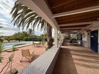 Maison à Las Cunas - La Algarrobina. Villa en plena naturaleza frente al mar