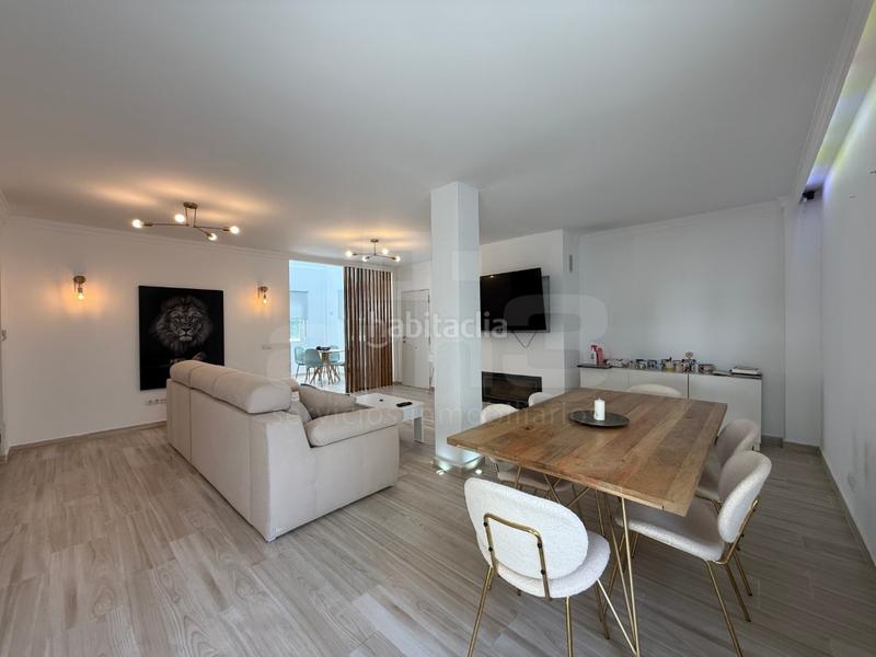 Foto 8fd108d6-a5dc-4d85-bad2-f43c301207ab. Chalet dans Gallardos (Los)