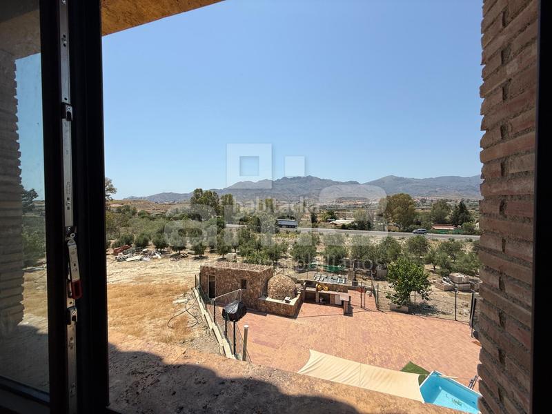 Foto 4ef6be6b-baa8-4a16-9f4b-39b2e4d062f0. Chalet gran chalet rural cerca del mar con 12.000 m2 de terreno , almería. en Turre