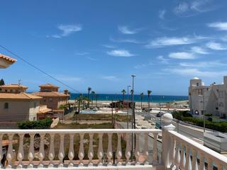 Xalet a Las Marinas - Pueblo Laguna. Chalet de 4 dormitorios en vera