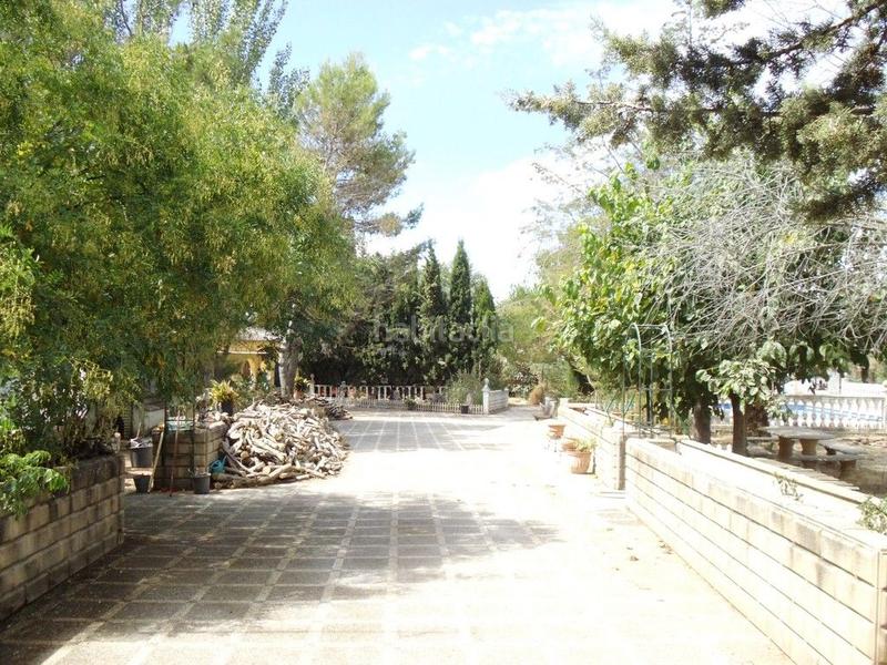 Foto d68eb277-7404-4488-8c56-dab63055314a. Masía en plaza lo imposible casa con parcela a 10 km de úbeda. en Torreperogil