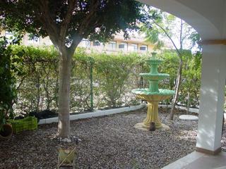 Zweistöckige Wohnung in El Playazo