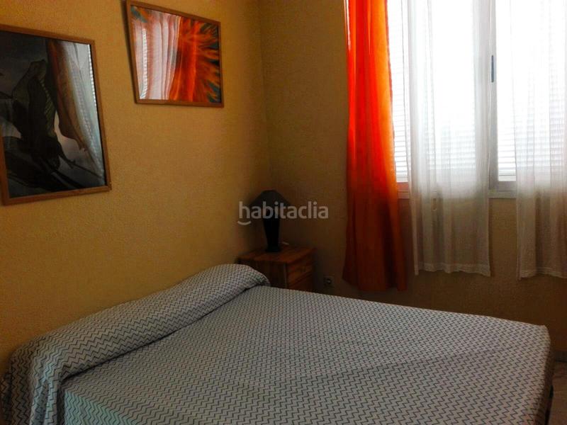 Foto 85df7387-8cdd-4631-b93e-175ebfa97ce8. Alquiler apartamento  con terraza en urbanización con piscina junto estación de autobuses en Granada