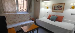 Location Studio  Avenida madrid. Estudio junto al edificio v centenario  gastos incluidos calefac