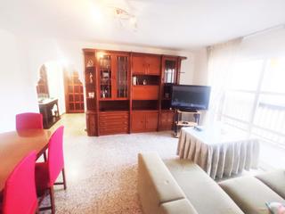 Location Appartement à Avenida de cadiz 41. Vivienda exterior en avenida cadiz totalmente amueblado