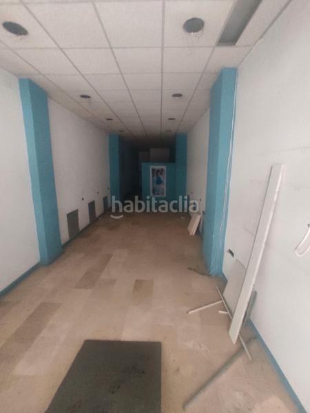 Foto 5b83c90f-2a11-40b9-bd10-8aff273243a0. Lloguer local comercial a calle trajano 8 a Camino de Ronda Granada