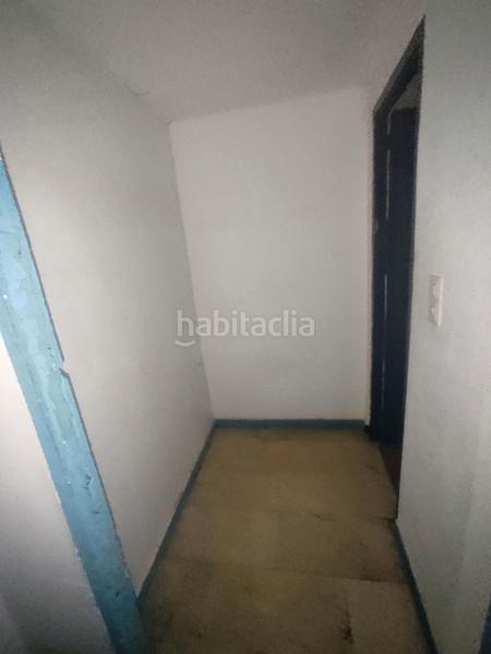 Foto 880ddabe-a364-43e5-a295-2e10bf9e084a. Lloguer local comercial a calle trajano 8 a Camino de Ronda Granada