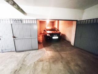 Parking coche en Calle pedro antonio de alarcón 45. Se vende cochera cerrada junto calle emperatriz eugenia