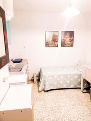 Lloguer Estudi a Calle gonzalo gallas 25. Estudio amueblado junto plaza einstein