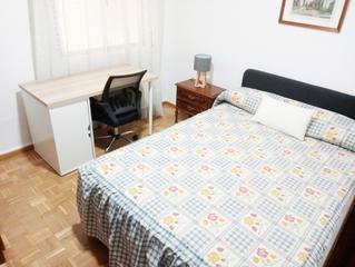 Location Appartement à Glorieta de arabial 4. Piso en la glorieta de arabial, disponibilidad inmediata con 3 d