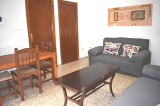 Lloguer Pis a Calle josé recuerda 3. Piso josé recuerda junto gimnasio yo10 para 4 estudiantes