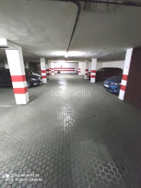 Foto 27b3d698-dcac-4ada-9c91-984a4d75291e. Parking voiture dans Camino de Ronda Granada