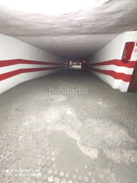 Foto 3a78ed13-89da-4bc9-a7e1-1ad3935e7ad2. Parking voiture dans Camino de Ronda Granada