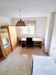 Rent Flat in Calle josé recuerda 2. Toso exterior con 4 dormit. y calefacción central incluida