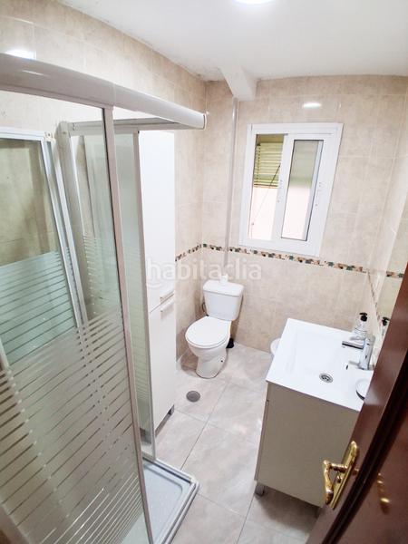 Foto 3f3f2f1b-1dc1-446c-90e8-561d7bab8aa2. Rent flat in calle pérez galdós 3 in Rosaleda - Juventud Granada