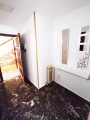 Lloguer Estudi  Calle tablas 9. Estudios disponibles junto plaza trinidad,  exterior con ascenso