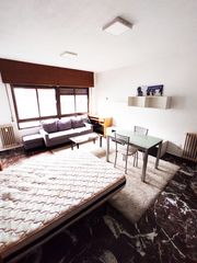 Lloguer Estudi a Calle tablas 9. Estudios disponibles junto plaza trinidad,  exterior con ascenso