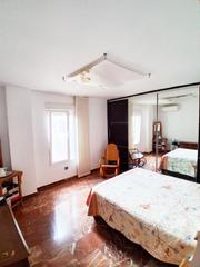Alquiler Piso en Calle gonzalo jiménez de quesada 1. Piso en urb. privada junto palacio de congresos completamente ex
