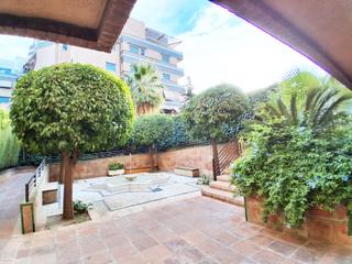 Location Appartement  Calle gonzalo jiménez de quesada 1. Piso en urb. privada junto palacio de congresos completamente ex