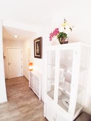 Location Appartement  Calle santa adela 51. Junto palacio deportes todo exterior con excelentes calidades