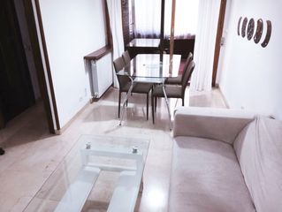 Apartament a Plaza Albert Einstein 2