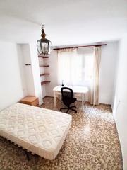 Alquiler Piso en Calle méndez núñez 7. Piso en calle méndez núñez con 4 dormitorios y calefacción centr