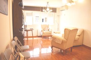 Miete Etagenwohnung in Calle azorín 3. Amplio piso reformado con calefacción central incluida en el pre