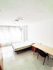 Location Appartement à Camino de Ronda. Reformado en calle emperatriz eugenia para 5 dormitorios con cal