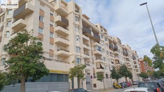 Lloguer Pis  Calle mesonero romanos. Piso 3 habitaciones en el corazón de teatinos para estudiantes