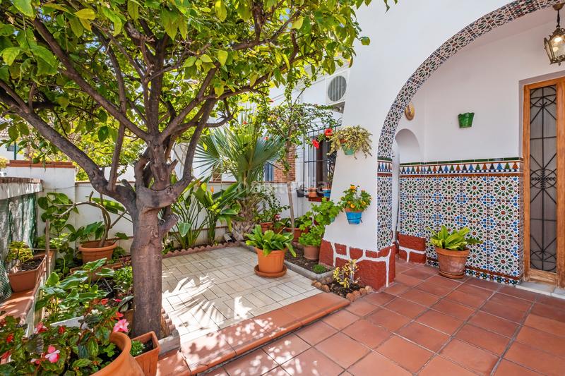 Foto 0ab3a63b-e038-4d0f-b911-d27ca21958b9. Casa pareada zona exclusiva, casa con encanto en Pedregalejo - Morlaco Málaga