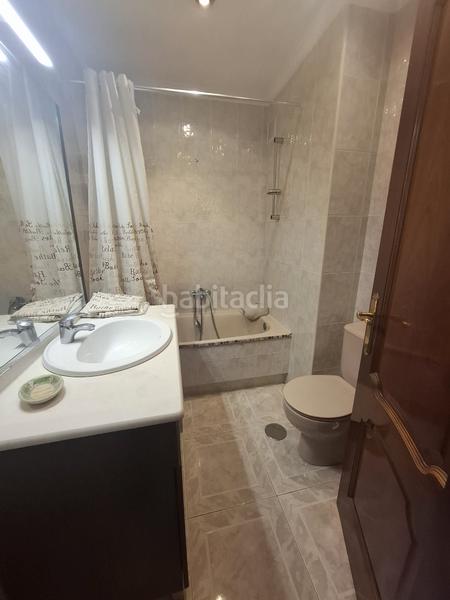 Foto d755b3b2-5ca5-4c91-a036-39a0d23afde7. Pis a calle maestro chapí 6 a Parque Ayala - Jardín de la Abadía - Huelín Málaga