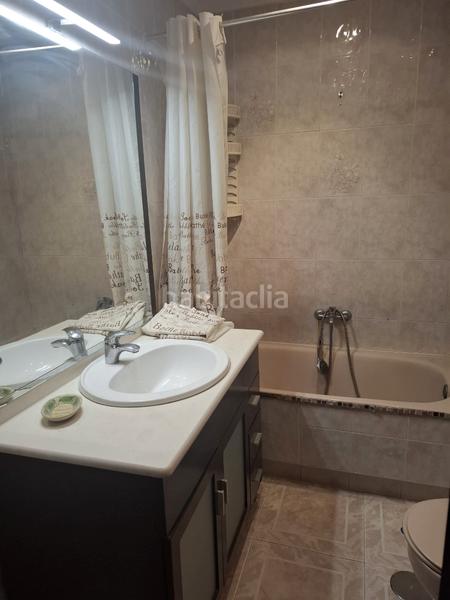 Foto eb6cae56-1155-41a9-a79f-28f1509272af. Pis a calle maestro chapí 6 a Parque Ayala - Jardín de la Abadía - Huelín Málaga