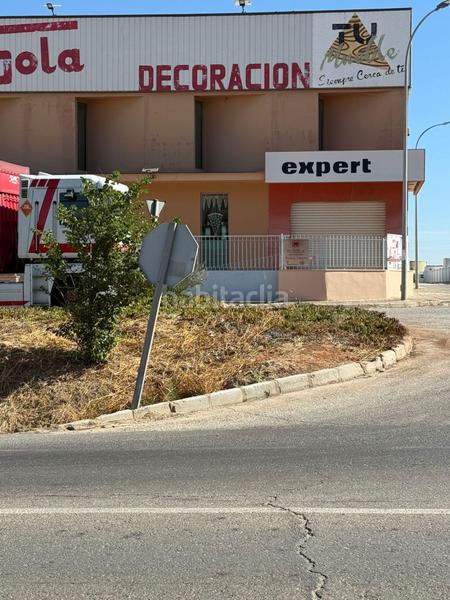 Foto f85c646a-1586-4a87-ad44-0ad09df86996. Terreno residencial terreno para la instalacion de una residencia de ancianos geriatrico en Humilladero