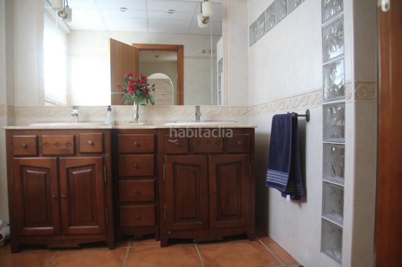 Foto 0335df3f-9556-4682-b984-aefede7dfbf4. Maison jumelée avec piscine dans Puerto Deportivo Fuengirola