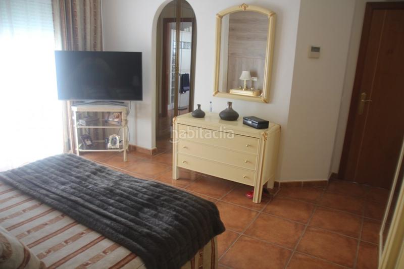 Foto 313093dc-2cc4-470d-bd0f-d4cb26e8f08b. Maison jumelée avec piscine dans Puerto Deportivo Fuengirola