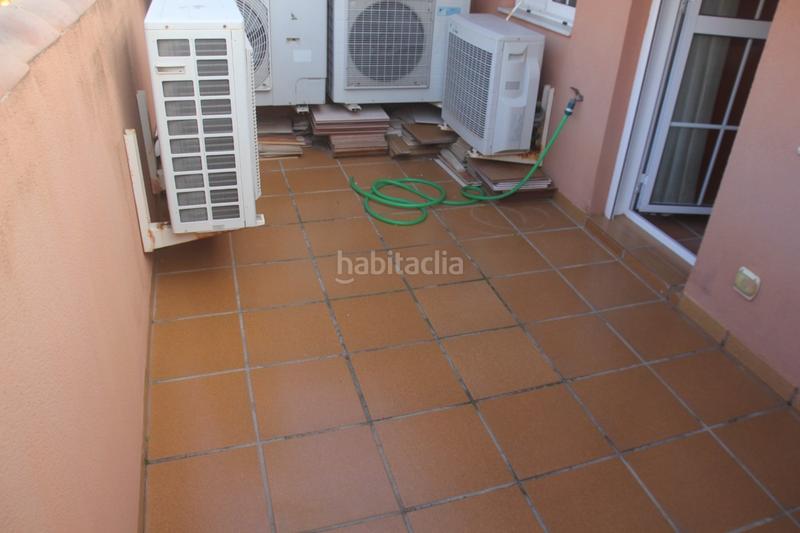 Foto cb40dbd6-0cdd-4e75-a8b9-8caa722cbaf4. Maison jumelée avec piscine dans Puerto Deportivo Fuengirola