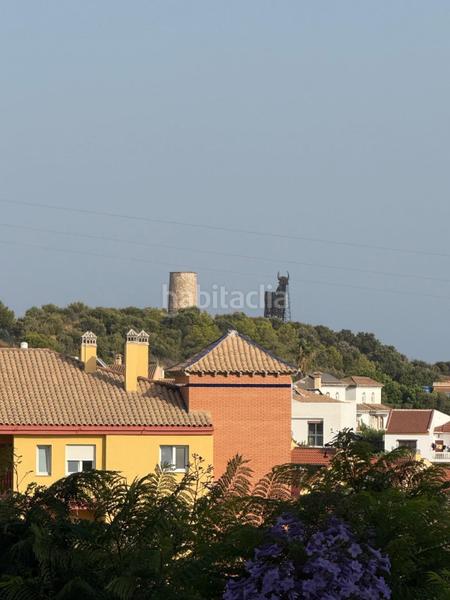 Foto 9b08e883-637f-4db9-b999-12640aaadf88. Apartamento  en Los Pacos con piscina en Fuengirola