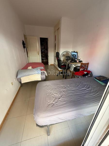 Foto b8c323ee-3b2e-451b-9443-7685ae542e86. Apartamento  en Los Pacos con piscina en Fuengirola